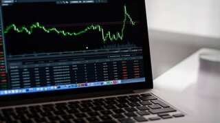 MFs' buying spree continues; Rs 5,526 cr infused in equities in April 