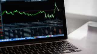 MFs' buying spree continues; Rs 5,526 cr infused in equities in April 