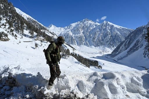 Indian Army braves harsh winter conditions along LoC