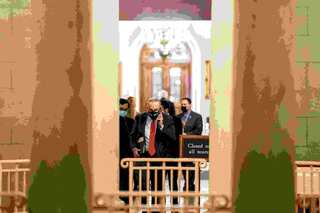 Leaders in Congress meet in search of spending and stimulus deals