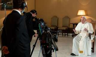 Netflix to bring docu-series based on Pope Francis book, 'Sharing the Wisdom of Time'