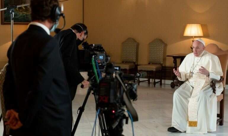 Netflix to bring docu-series based on Pope Francis book, 'Sharing the Wisdom of Time'