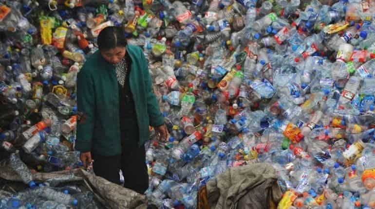 China's biodegradable plastics 'failing to tackle pollution crisis' China's biodegradable plastics 'failing to tackle pollution crisis'
