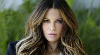 Kate Beckinsale shares photo from hospital bed, gives health update