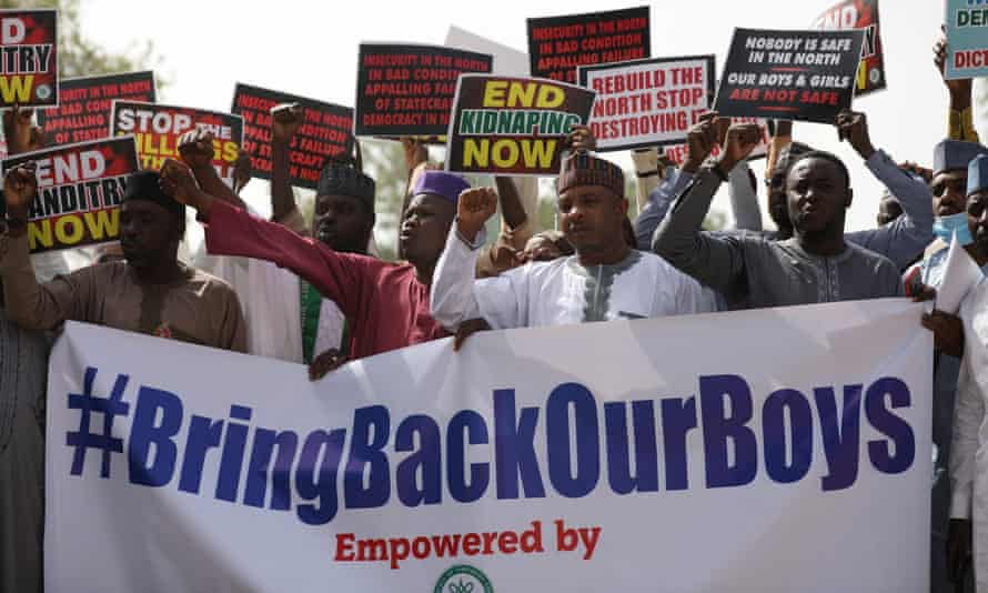 Over 300 kidnapped Nigerian school boys handed to government