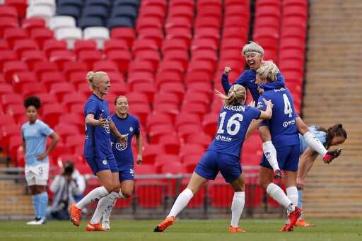 Chelsea v Spurs WSL game postponed due to COVID-19 cases Chelsea v Spurs WSL game postponed due to COVID-19 cases