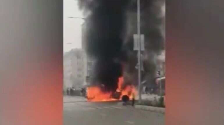 15 civilians injured in minibus bombing in Afghan capital: Kabul police