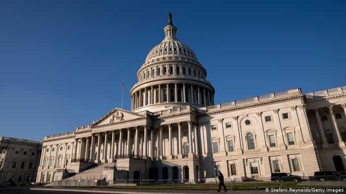 What's in the $900 billion U.S. COVID-19 aid package?