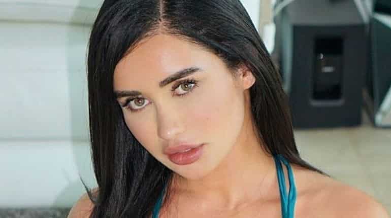 'Mexican Kim Kardashian' Joselyn Cano dies following a botched butt-lift surgery 'Mexican Kim Kardashian' Joselyn Cano dies following a botched butt-lift surgery