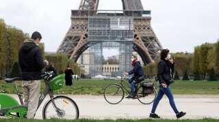 France reports record patients in intensive care as cases rise