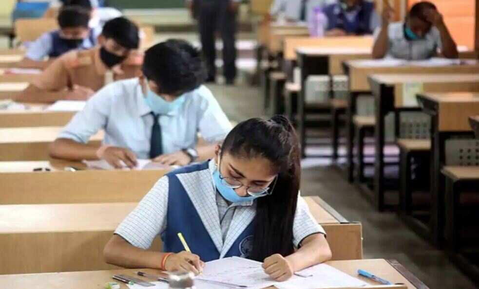 Today Tonight: Crucial school exams postponed due to COVID-19 pandemic