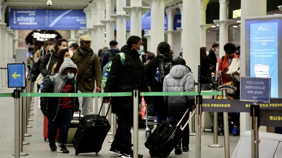 India: Flights from UK stand suspended from 23rd Dec till further orders; Here are the guidelines