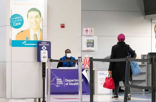 US to impose COVID-19 screening requirement for UK flights US to impose COVID-19 screening requirement for UK flights