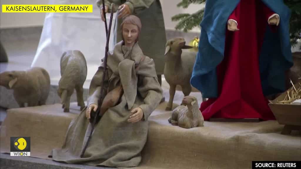 Old people's home residents get a proper Christmas Eve despite COVID
