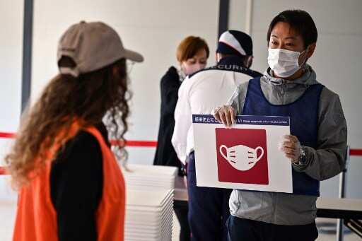 Japan bans entry of foreigners after detecting UK virus strain