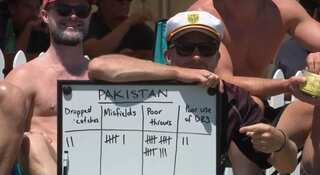 New Zealand fans brutally troll Pakistan with a viral placard during Boxing Day Test
