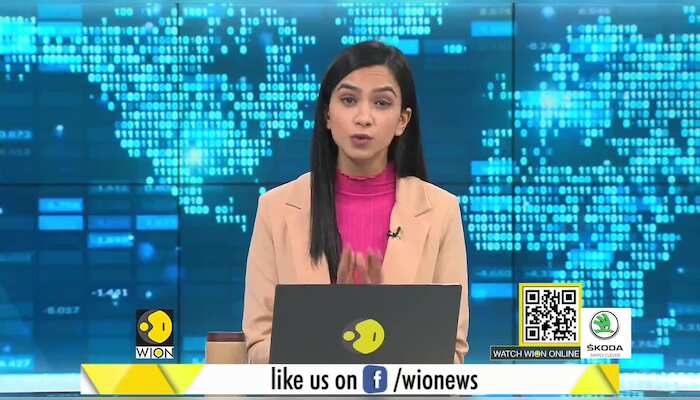 Researchers create social distancing device for sweatshirt in Moscow