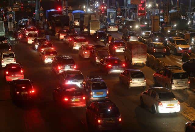 India seeks comment on proposal to make airbags mandatory for car front passengers India seeks comment on proposal to make airbags mandatory for car front passengers