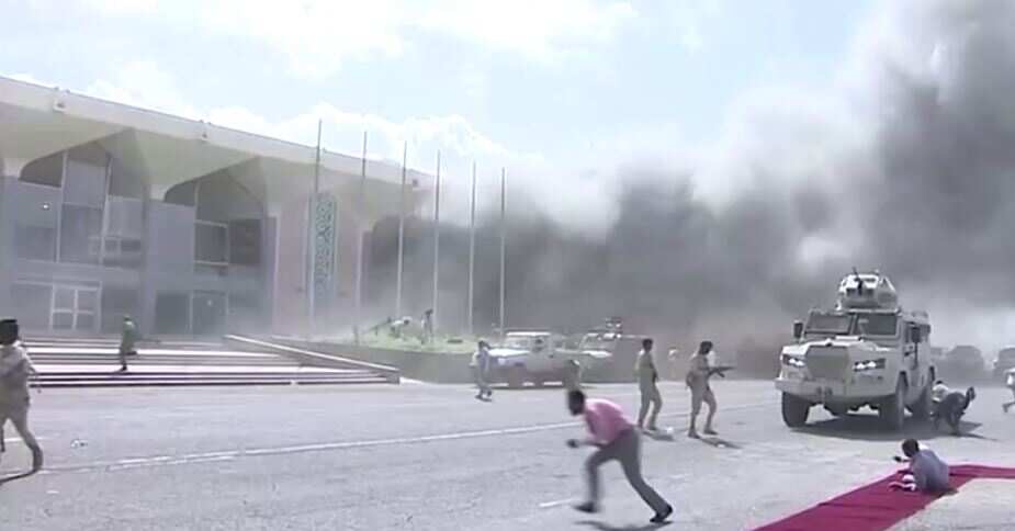 Blasts at Aden airport in Yemen as unity government arrives; 5 dead