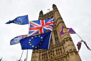 UK formally quits EU single market in New Year climax to Brexit