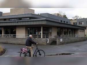 26 retirement home residents die of Covid-19 after Santa Claus visit in Belgium