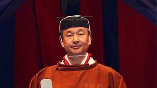 Man held after entering Japan emperor's residence: Media