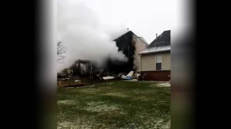While family decides what movie to watch, plane crashes into their home in Michigan While family decides what movie to watch, plane crashes into their home in Michigan