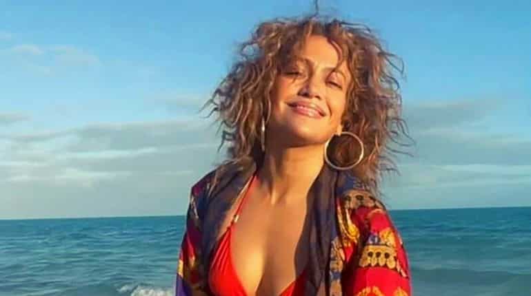Jennifer Lopez is all about positivity and affirmations in a red bikini