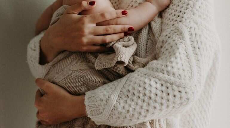 Postpartum joint pain: Three ways to keep bones healthy