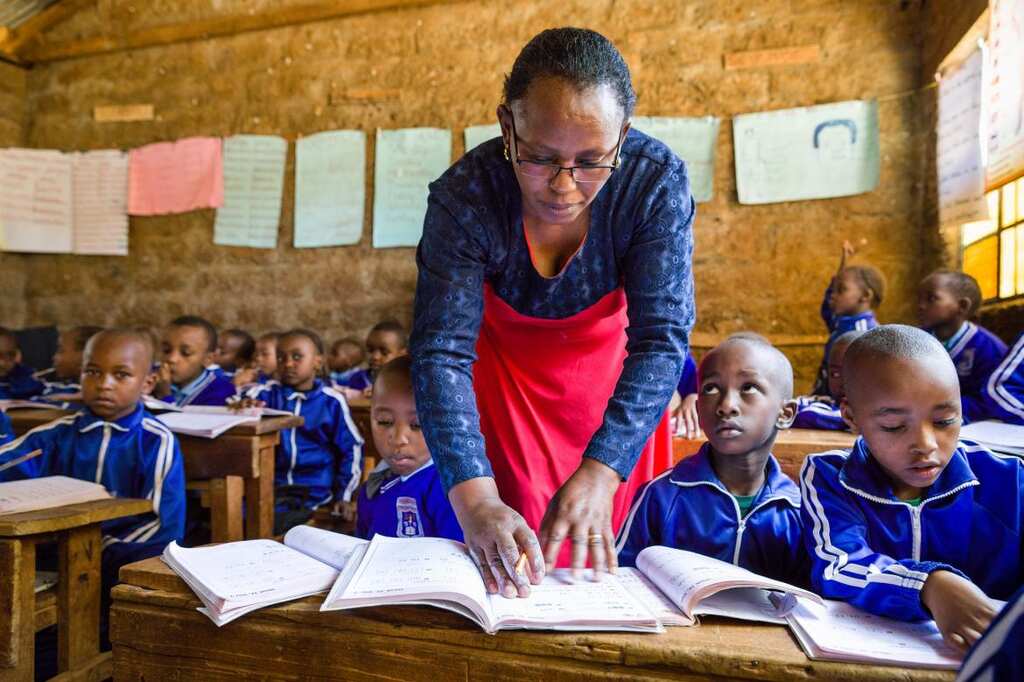 Schools in Kenya reopen after 9 months, over 15 mn students return to classrooms