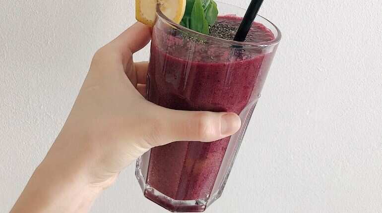 Winter doesn't mean no fun. Say hello to healthy mocktails Winter doesn't mean no fun. Say hello to healthy mocktails
