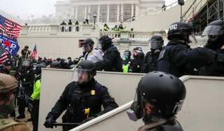 US officials to open murder probe in Capitol police officer's death