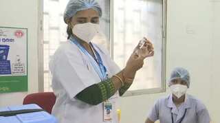 India logs over 24,000 daily COVID cases again, infection rate nears 2%