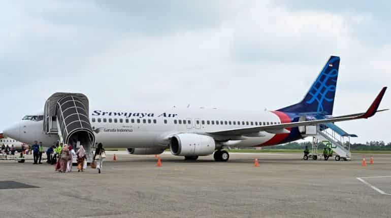 Top 10 world news: Sriwijaya Air crash, explosives found near Capitol, and more Top 10 world news: Sriwijaya Air crash, explosives found near Capitol, and more