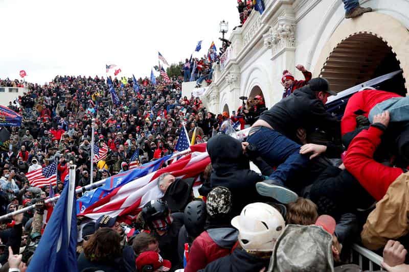 US Capitol riot: Security officials say rioters came 'ready for war'