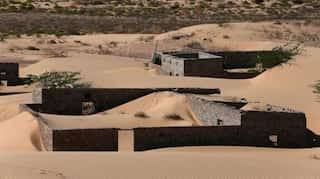 Omanis revive memory of village swallowed by desert