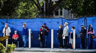 ‘It became sort of lawless’: Florida vaccine rollout turns into a free-for-all