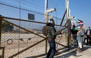 Ahead of Biden's inauguration, Netanyahu authorises new Israeli settlements in West Bank