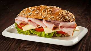 Brexit: Dutch custom officials seize ham sandwiches from British drivers
