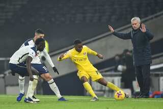 Fulham silence Mourinho with late leveller to deny Spurs