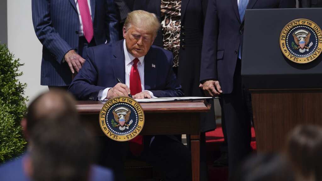U.S: Trump administration announces import ban on all cotton & tomato products from Xinjiang