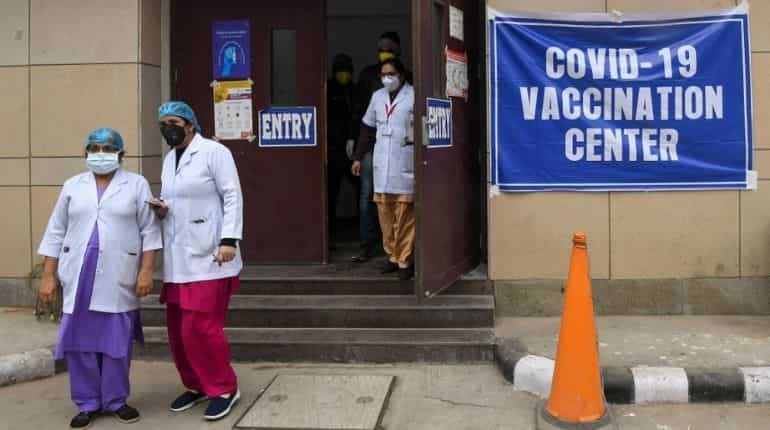 Over 91 lakh people vaccinated till now: India's Health Ministry Over 91 lakh people vaccinated till now: India's Health Ministry