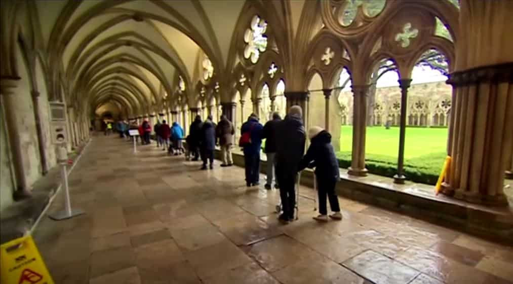 UK: Cathedrals converted into coronavirus vaccination centres