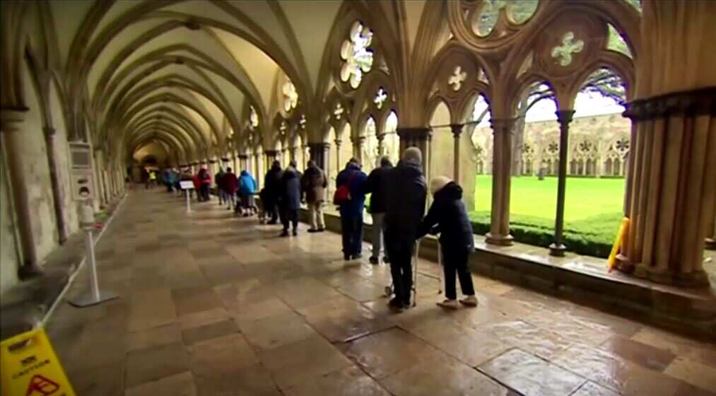 UK: Cathedrals converted into coronavirus vaccination centres