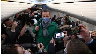 Top 10 world news: Navalny leaves for Russia, UK Covid situation worsens, and more