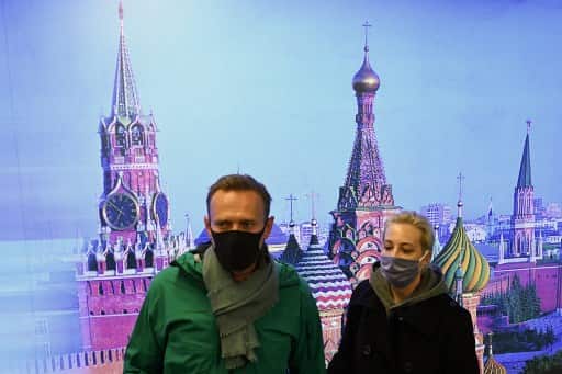 Germany's Merkel, US, UK, EU urge Russia to release Putin critic Navalny Germany's Merkel, US, UK, EU urge Russia to release Putin critic Navalny