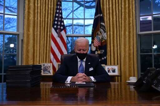 Joe Biden's @POTUS account on Twitter follows only 12 people including this celebrity 