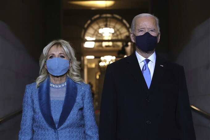 John Roberts administered oath to U.S. Prez Joe Biden on the steps of Capitol