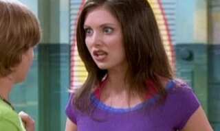 Alison Brie recalls her major accent fail on 'Hannah Montana'