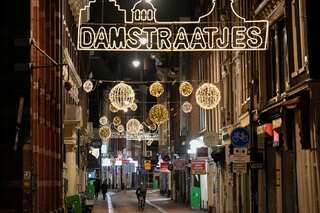 Dutch police make several arrests for curfew violations